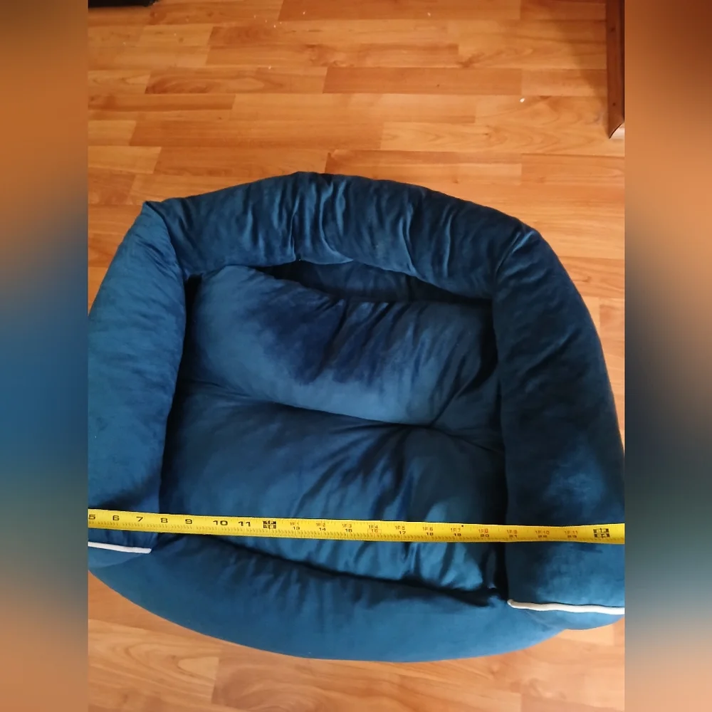 Luxurious Blue Velvet Dog Pet Lounge Bed New Xl